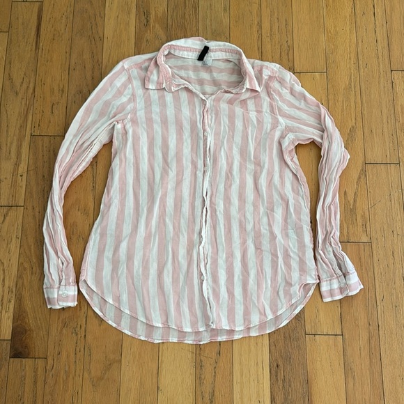 H&M Divided | Pink & White striped button down shirt | 💯 cotton | size S - Picture 1 of 4